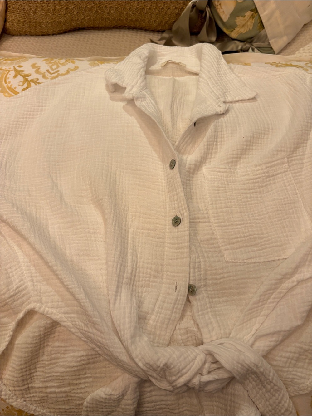 White Womans Button-Front Cotton Gauze shirt jack